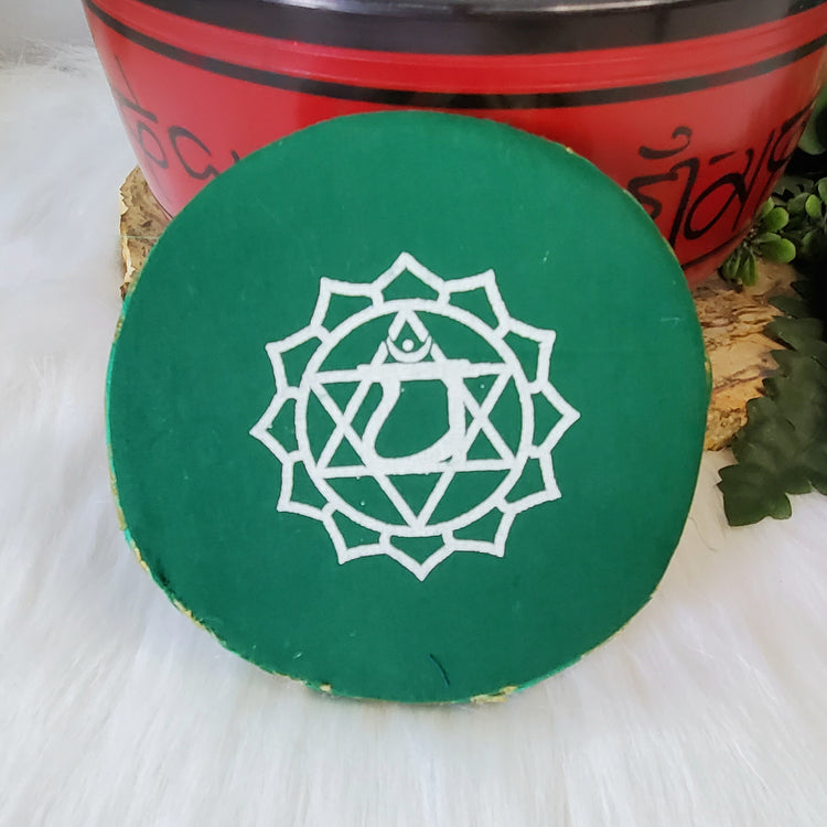 Chakra Tibetan Song Bowl with Pillow & Striker Red Meditiation Music Yoga Reiki Cleansing Natural Healing Gifts Metaphysical Spiritual