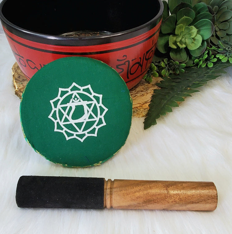 Chakra Tibetan Song Bowl with Pillow & Striker Red Meditiation Music Yoga Reiki Cleansing Natural Healing Gifts Metaphysical Spiritual