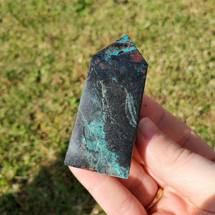 Super Quantum Ocho Tower Crystals Minerals Stones Collectible