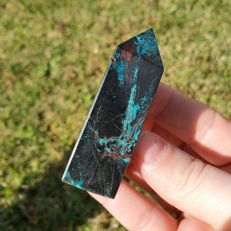 Super Quantum Ocho Tower Crystals Minerals Stones Collectible