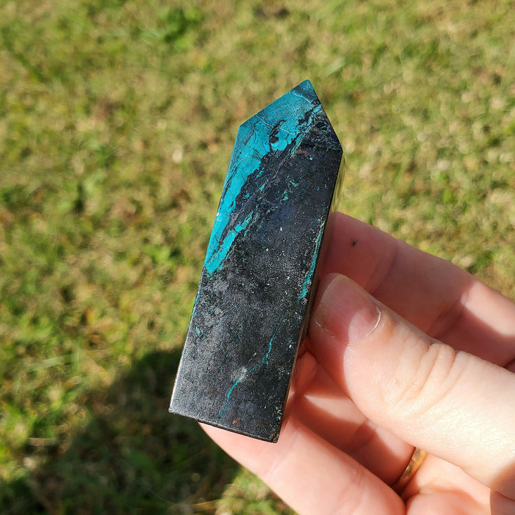 Super Quantum Ocho Tower Crystals Minerals Stones Collectible