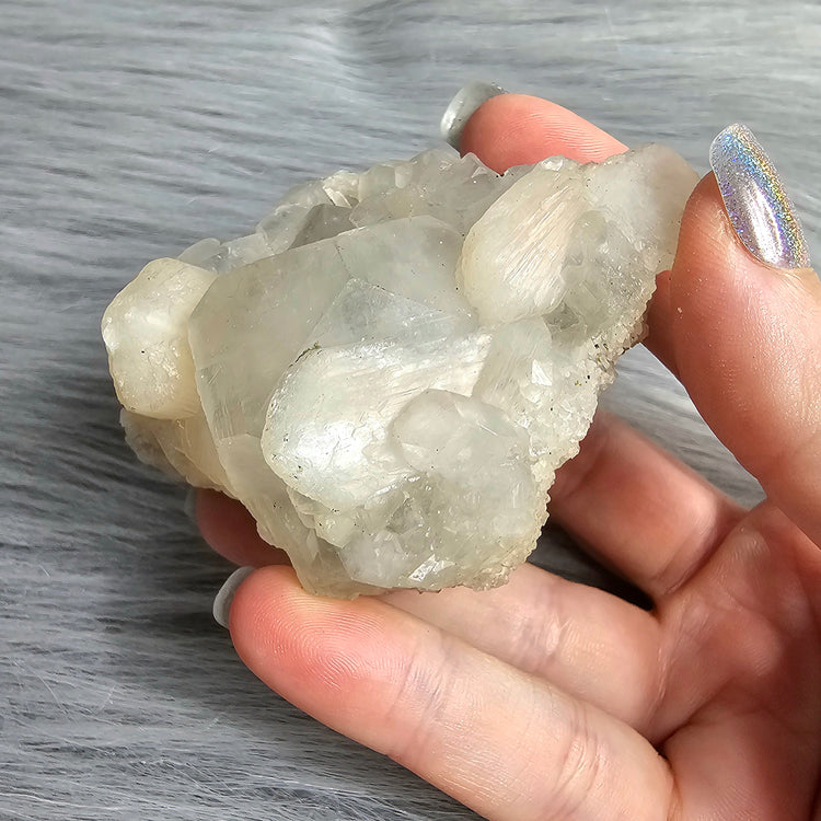 Apophyllite Zeolite Crystals Minerals Stones Natural Specimen Collectible Gifts