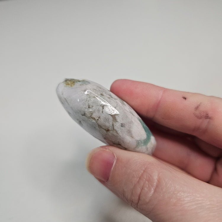 Green Flower Agate Palm Pocket Stone Crystals Minerals Stones Natural