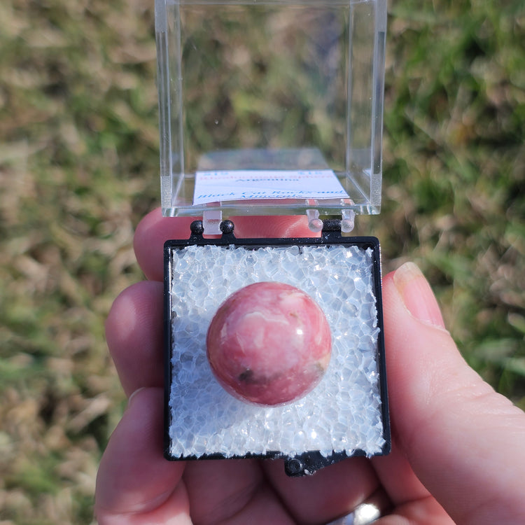 Rhodocrosite Crystals Minerals Thumbnails Natural Specimen Collectible