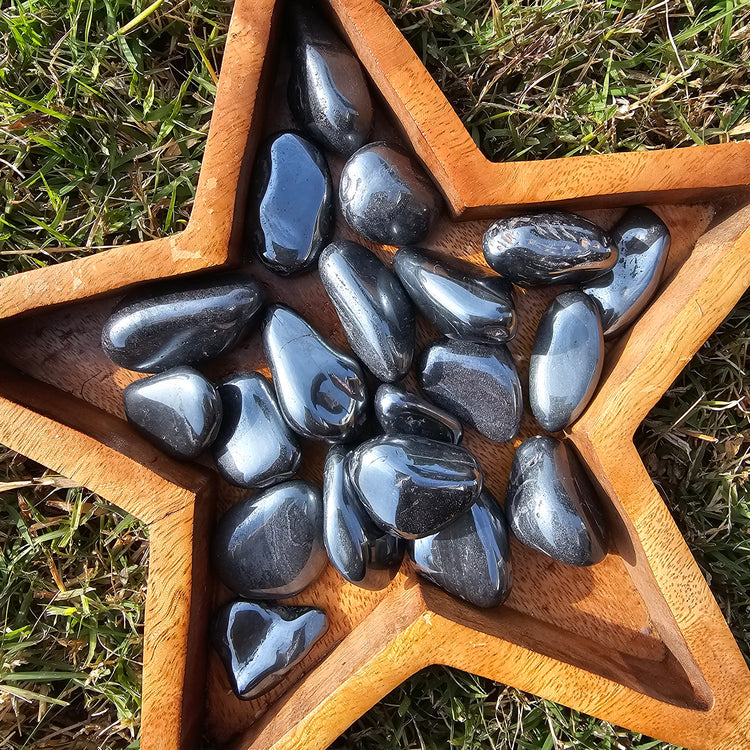 Hematite Stones 1 kilo Crystals Collectible Healing Reiki Polished LOT