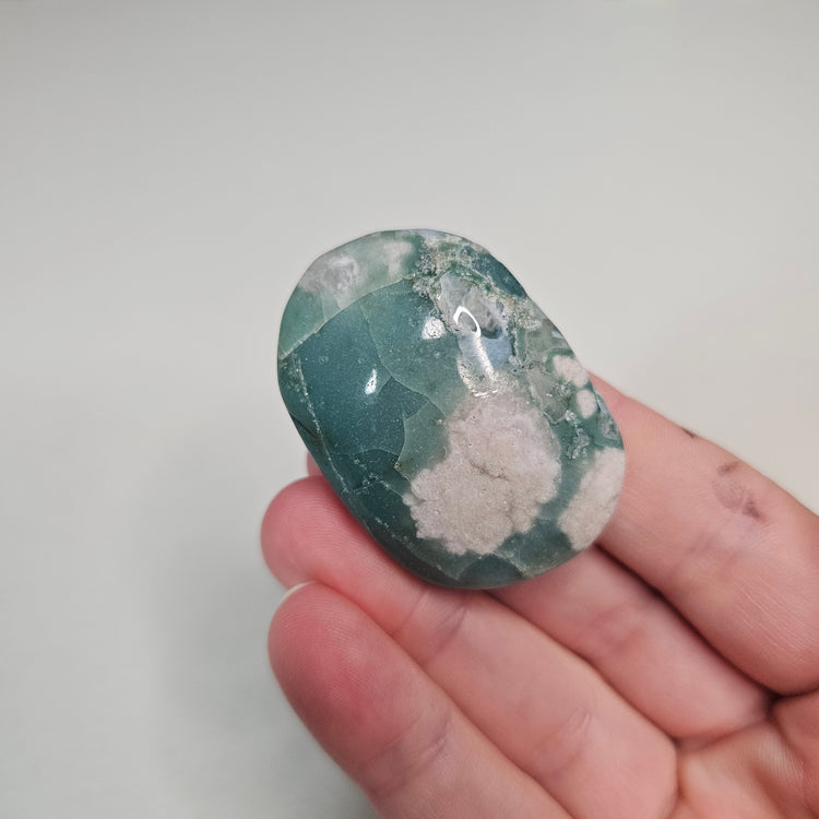 Green Flower Agate Palm Pocket Stone Crystals Minerals Stones Natural