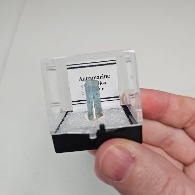 Aquamarine Crystals Minerals Thumbnails Natural Specimen Collectible