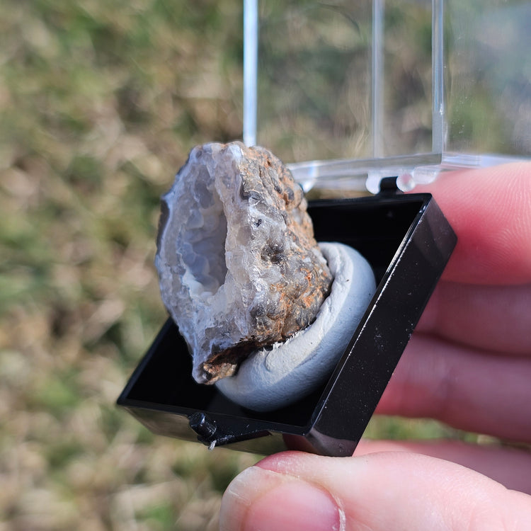 Oco Geode Crystals Minerals Thumbnails Natural Specimen Collectible