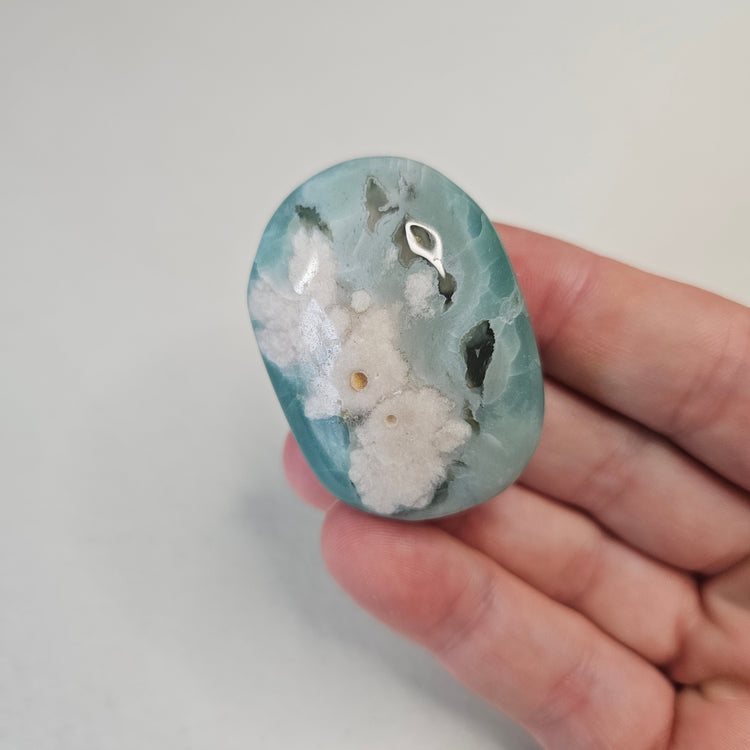 Green Flower Agate Palm Pocket Stone Crystals Minerals Stones Natural Metaphysical Nature Reiki Sugary Collectible