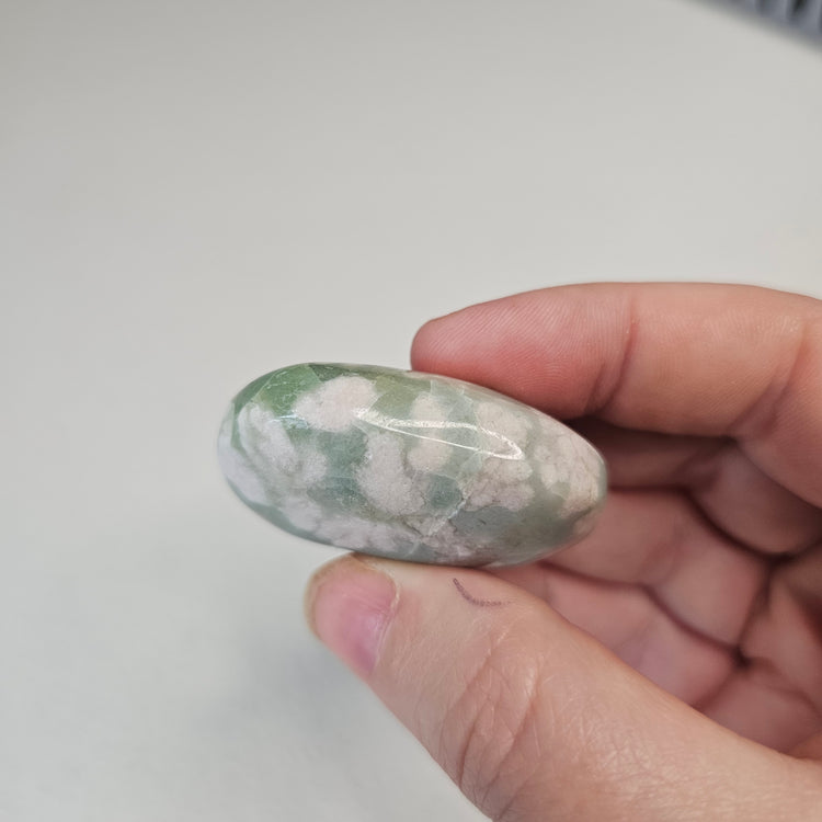 Green Flower Agate Palm Pocket Stone Crystals Minerals Stones Natural Metaphysical Nature Reiki Sugary Collectible