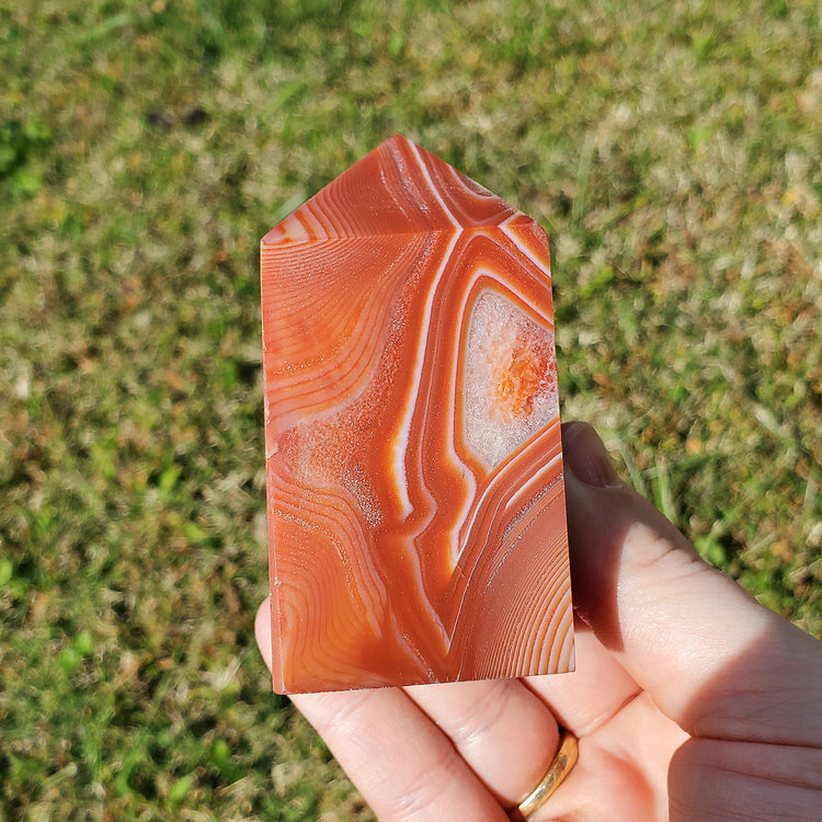 Sardonyx Agate Tower Crystals Minerals Stones Collectible