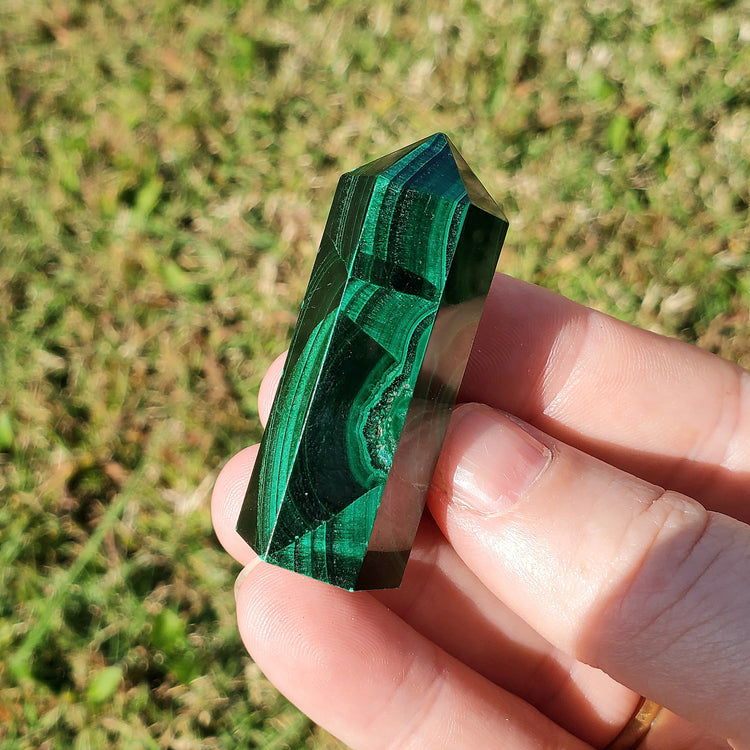 Malachite Tower Crystals Minerals BONUS INFO CARD Specimen Collectible