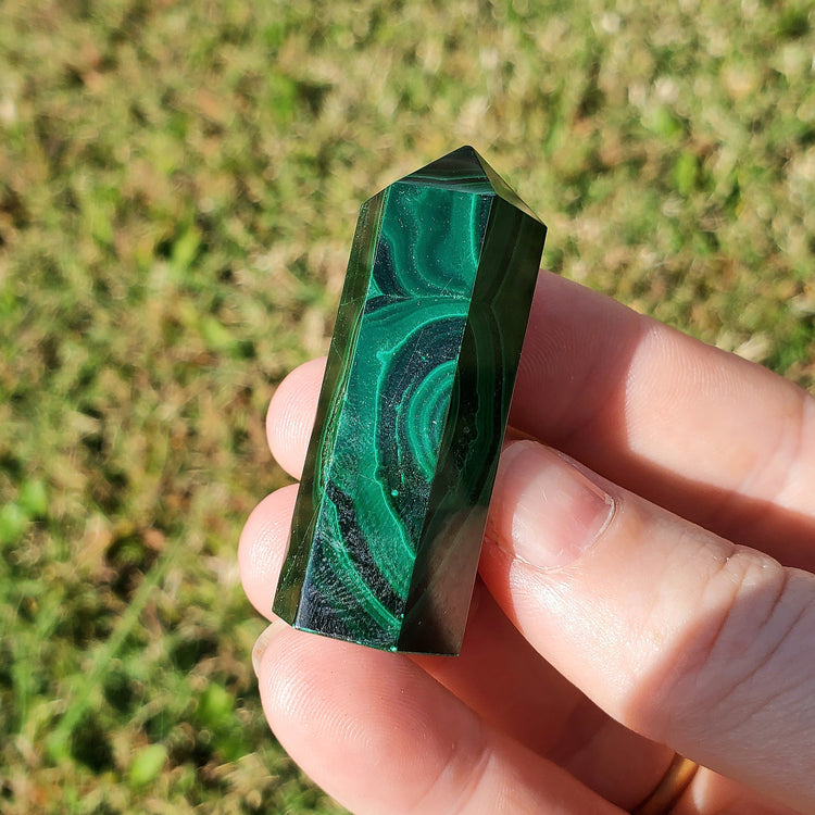 Malachite Tower Crystals Minerals BONUS INFO CARD Specimen Collectible