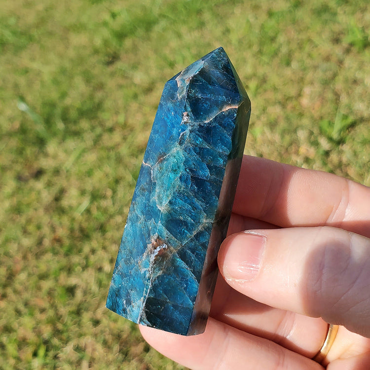 Apatite Tower Crystals Minerals Stones Natural Specimen Collectible