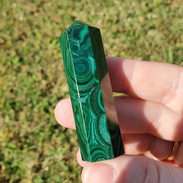 Malachite Tower Crystals Minerals BONUS INFO CARD Specimen Collectible