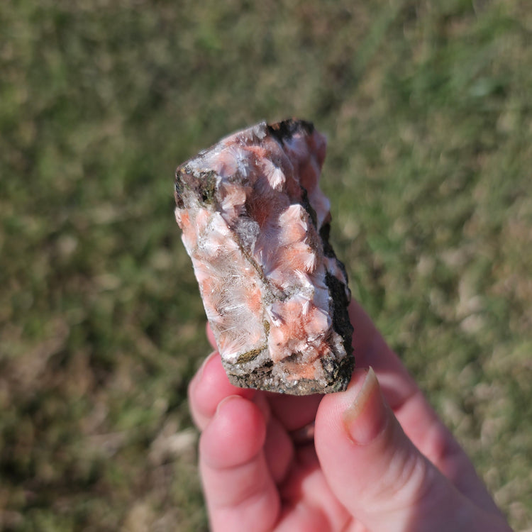 Thomsonite Specimen India Crystals Minerals Collectible Gifts