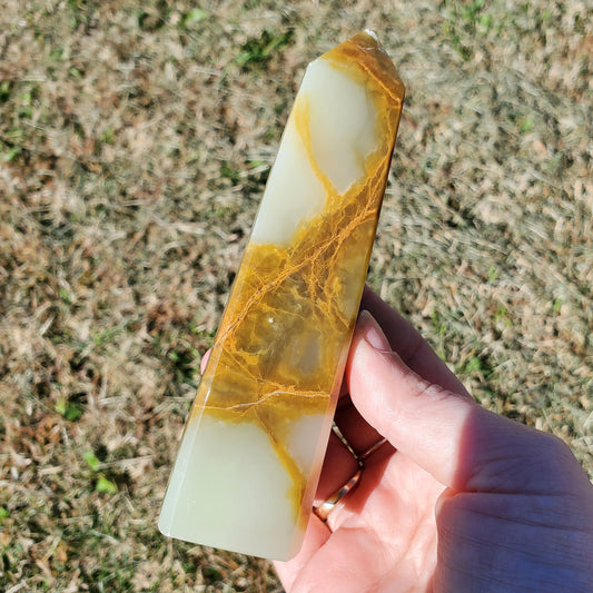 Green Onyx Tower Obelisk Crystal Gift Gorgeous Quality Imperfect Tip