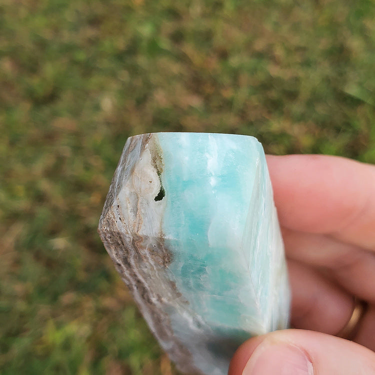 Caribbean Calcite Generator Tower BONUS INFO CARD Crystals Collectible