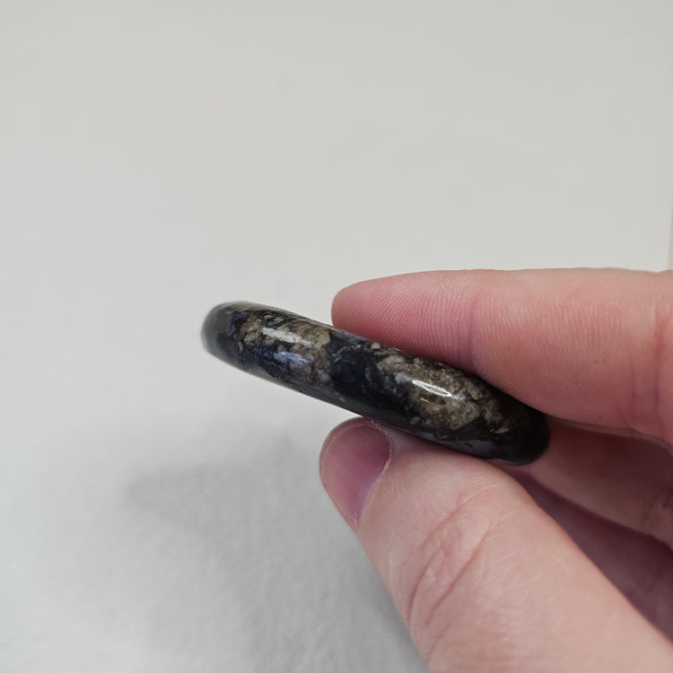 Que Sera Handcrafted Thumb Pocket Stone Anxiety Relief Comfort Gifts BONUS Info Card Gift